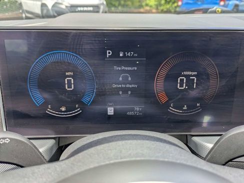 Used 2025 Hyundai Sonata SEL FWD image 28