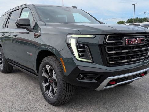 New 2026 GMC Yukon AT4 Ultimate AWD/4WD image 3