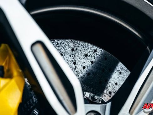 Used 2014 Ferrari California image 31