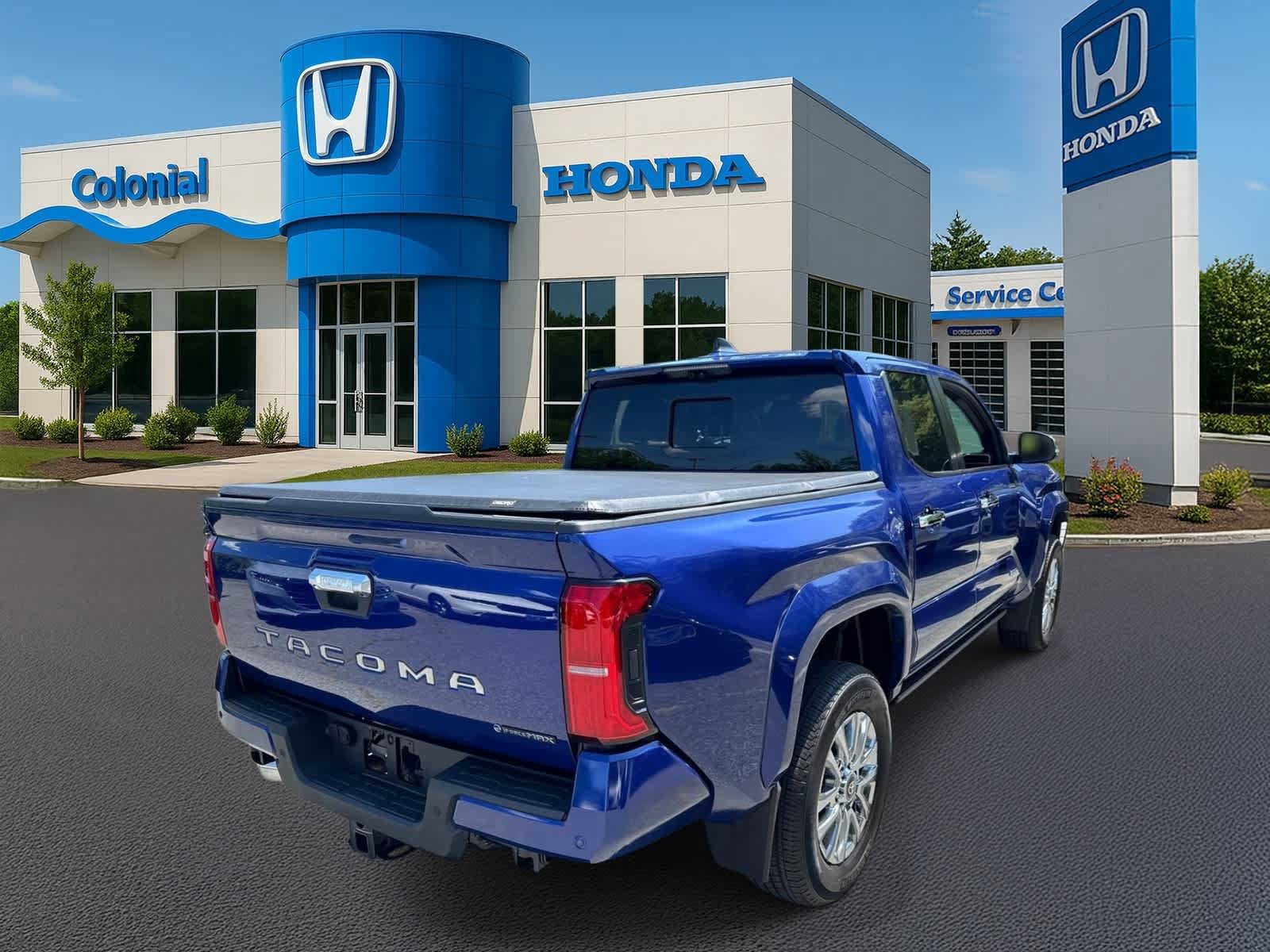 Used 2025 Toyota Tacoma Limited AWD/4WD image 6