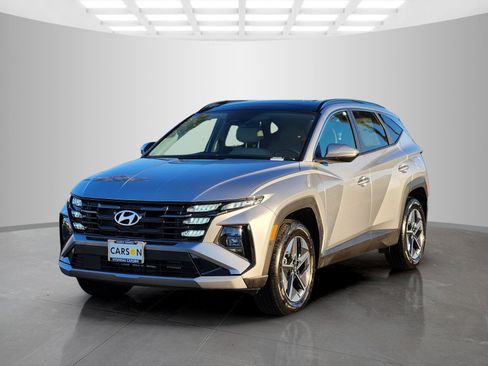 New 2025 Hyundai Tucson SEL image 3