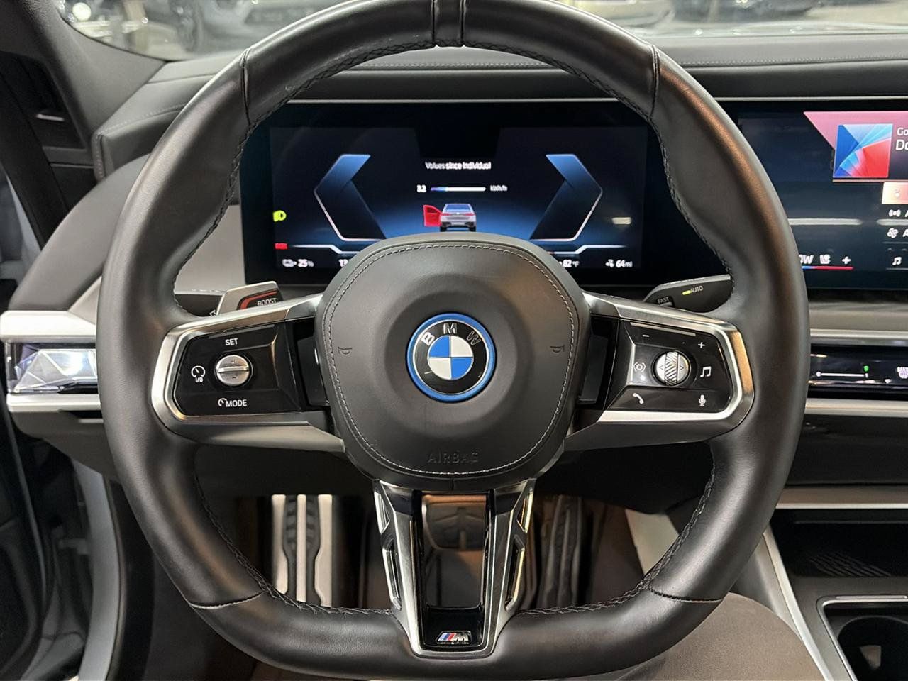 Used 2024 BMW i7 xDrive60 AWD/4WD image 13