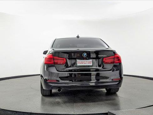 Used 2018 BMW 320i Sedan RWD image 7