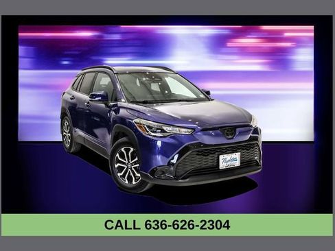 Used 2024 Toyota Corolla Cross SE image 1