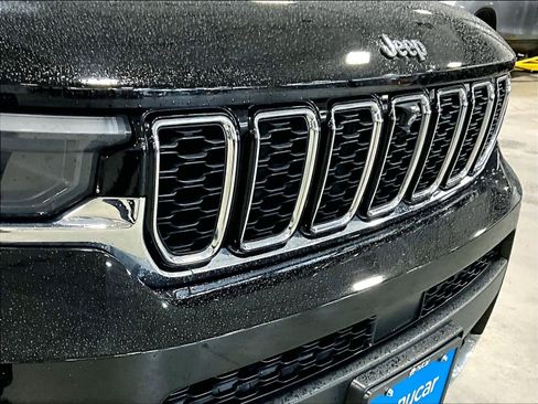 Used 2021 Jeep Grand Cherokee L Limited w/ Luxury Tech Group II image 33