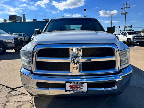 Used 2017 RAM 2500 Tradesman w/ Chrome Appearance Group image 3