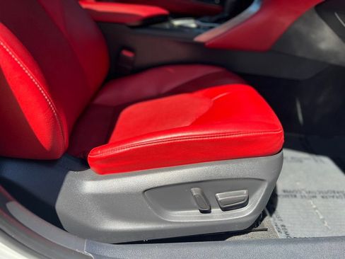 Used 2022 Toyota Camry XSE w/ Carpet Mat Package (TMS) FWD image 23