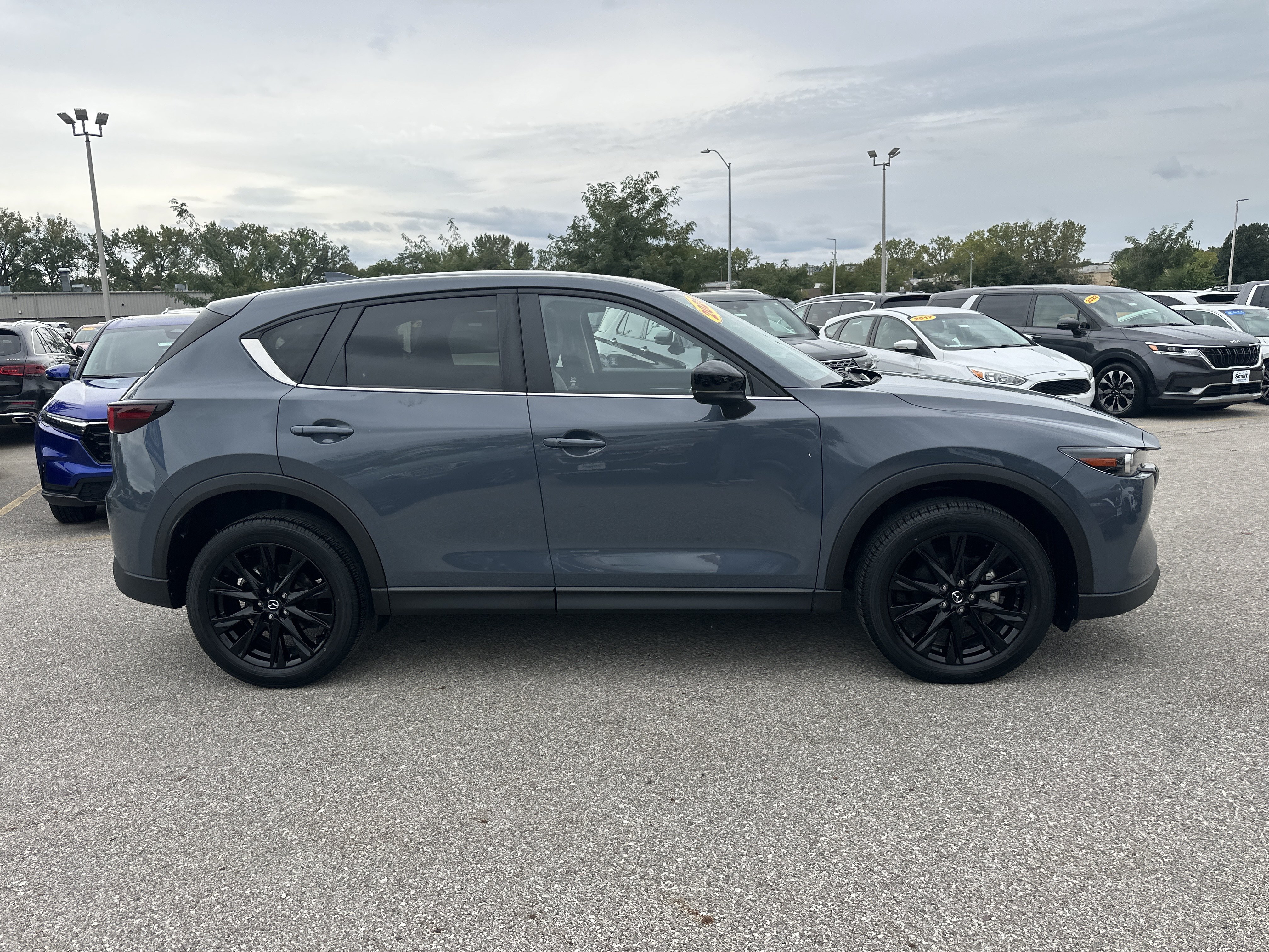 Used 2025 MAZDA CX-5 Carbon Edition AWD/4WD image 3