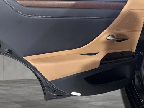 Certified 2025 Lexus ES 350 w/ Premium Package image 20