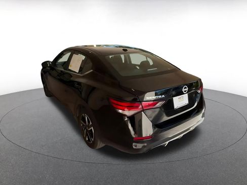 Used 2025 Nissan Sentra SV image 10