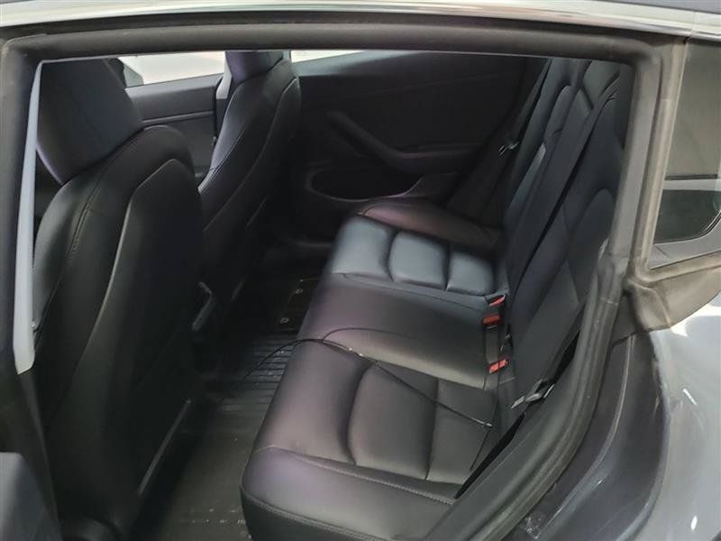 Used 2020 Tesla Model 3 Standard Range Plus RWD image 7