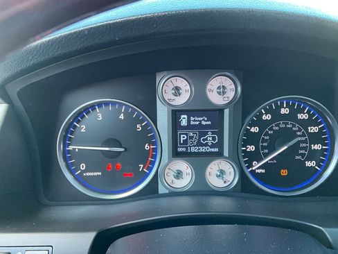 Used 2010 Lexus LX 570 4WD image 16