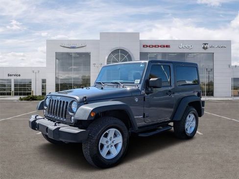 Certified 2018 Jeep Wrangler Sport AWD/4WD image 5