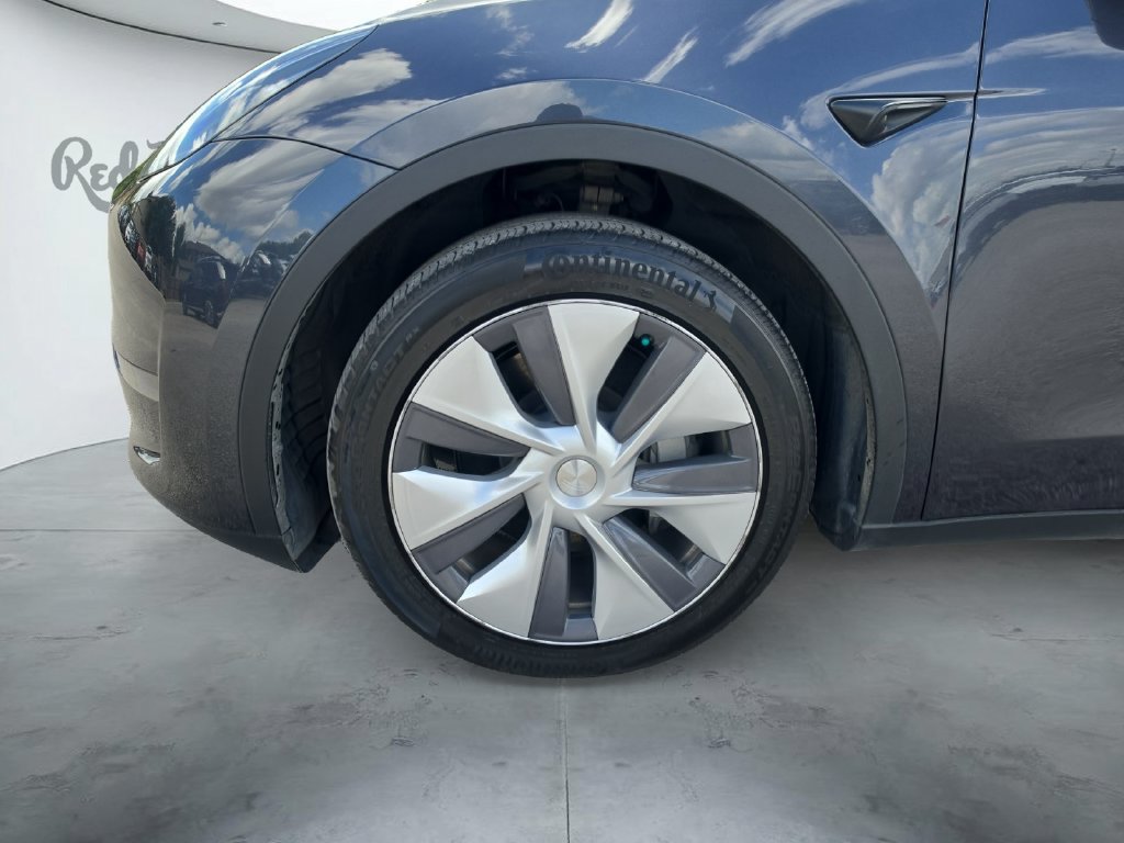 Used 2024 Tesla Model Y Long Range AWD/4WD image 14