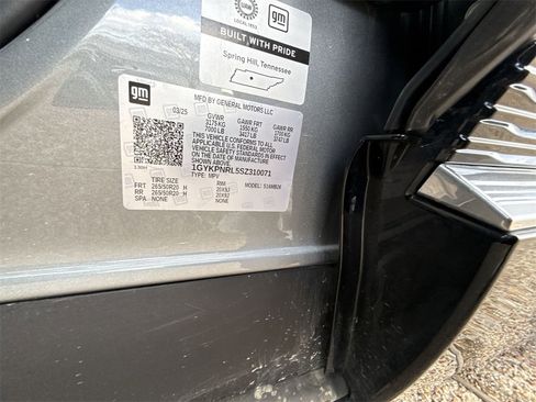 Certified 2025 Cadillac Lyriq Luxury image 34