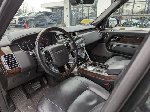 Used 2020 Land Rover Range Rover HSE image 3