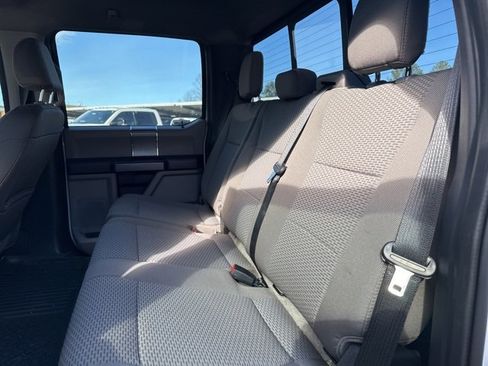 Used 2022 Ford F250 XLT w/ Black Appearance Package image 10