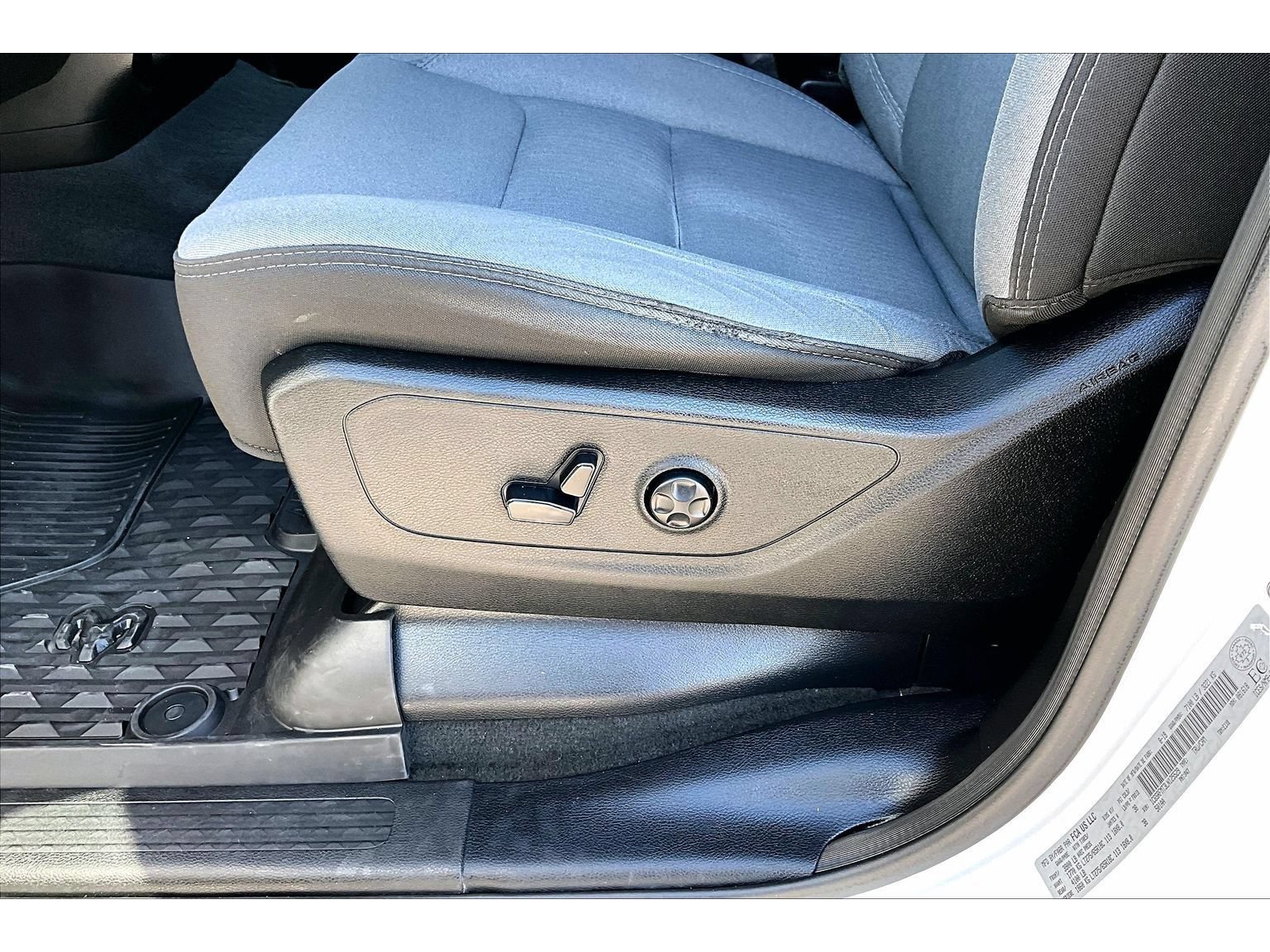 Used 2020 RAM 1500 Big Horn AWD/4WD image 30