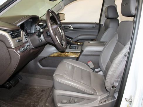 Used 2016 GMC Yukon Denali w/ Open Road Package image 8