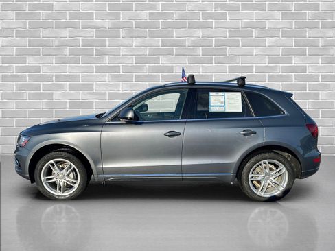 Used 2016 Audi Q5 2.0T Premium Plus w/ Technology Package image 2