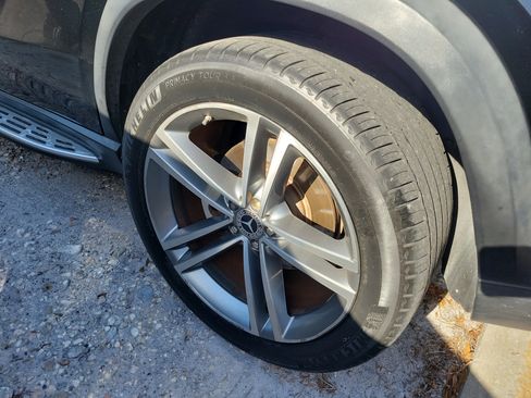 Used 2020 Mercedes-Benz GLE 450 4MATIC image 5