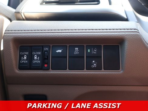 Used 2018 Honda Odyssey EX-L image 20