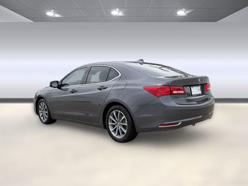 Used 2019 Acura TLX image 3