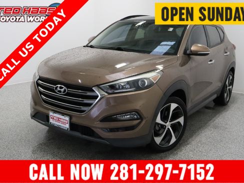Used 2016 Hyundai Tucson Limited w/ Option Group 03 FWD image 1
