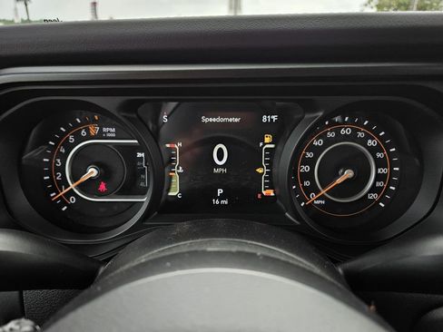 New 2025 Jeep Gladiator Rubicon image 8