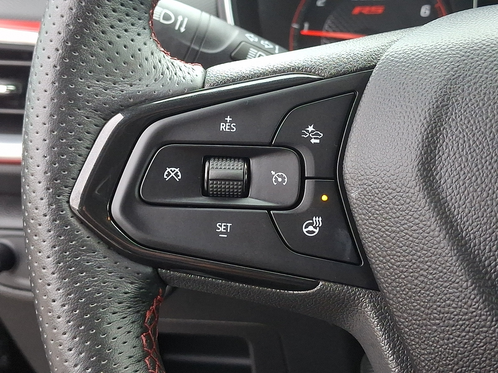 Used 2023 Chevrolet TrailBlazer RS AWD/4WD image 20