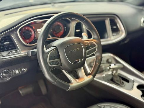 Used 2019 Dodge Challenger SRT Hellcat Redeye image 15