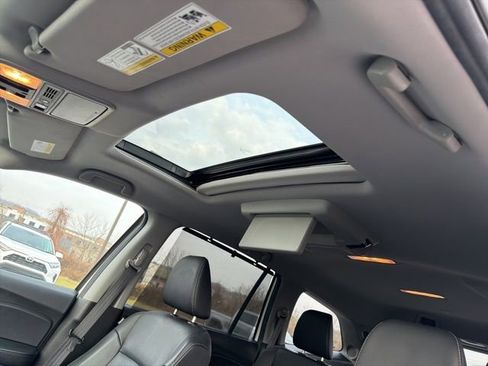 Used 2020 Honda Pilot Touring image 14