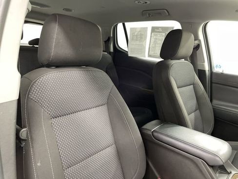 Used 2023 GMC Acadia SLE w/ Driver Convenience Package image 20