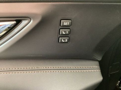 New 2026 Subaru Ascent Limited Bronze AWD/4WD image 17