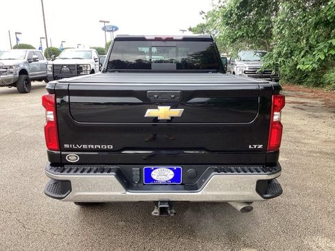 Used 2022 Chevrolet Silverado 2500 LTZ AWD/4WD image 10
