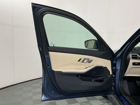 New 2026 BMW 330i Sedan w/ Premium Package RWD image 19
