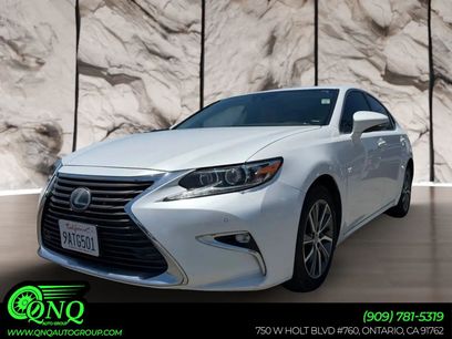 Used 2016 Lexus ES 300h w/ Luxury Package w/Wood Trim