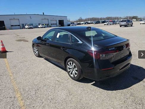 Used 2025 Honda Civic LX image 4