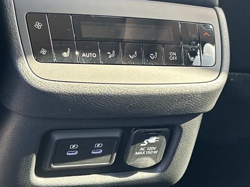 New 2026 Nissan Pathfinder Platinum AWD/4WD image 22