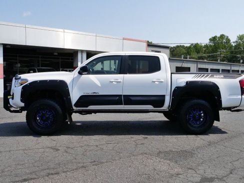Used 2023 Toyota Tacoma SR5 w/ SX Package RWD image 40