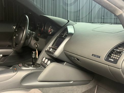 Used 2009 Audi R8 V8 AWD/4WD image 24
