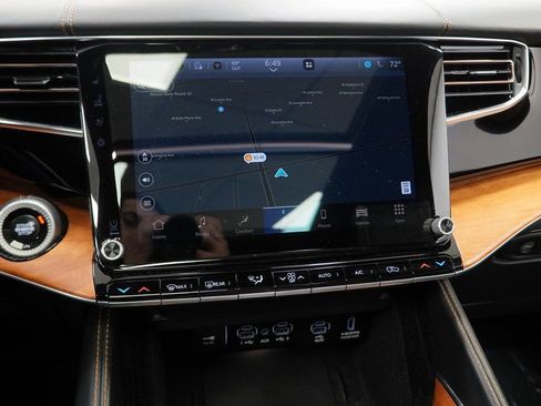 Certified 2024 Jeep Grand Wagoneer Series III w/ Rear Seat Video Group 1 image 34