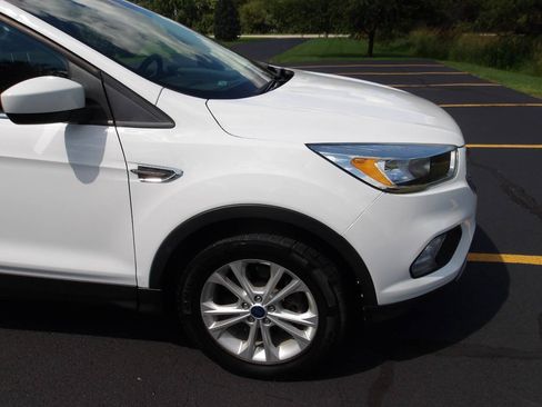 Used 2017 Ford Escape SE AWD/4WD image 29