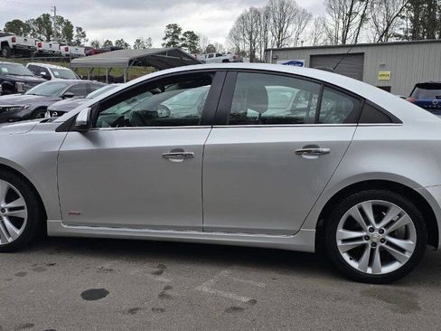 Used 2015 Chevrolet Cruze LTZ w/ Sun, Sound and Sport Package image 17