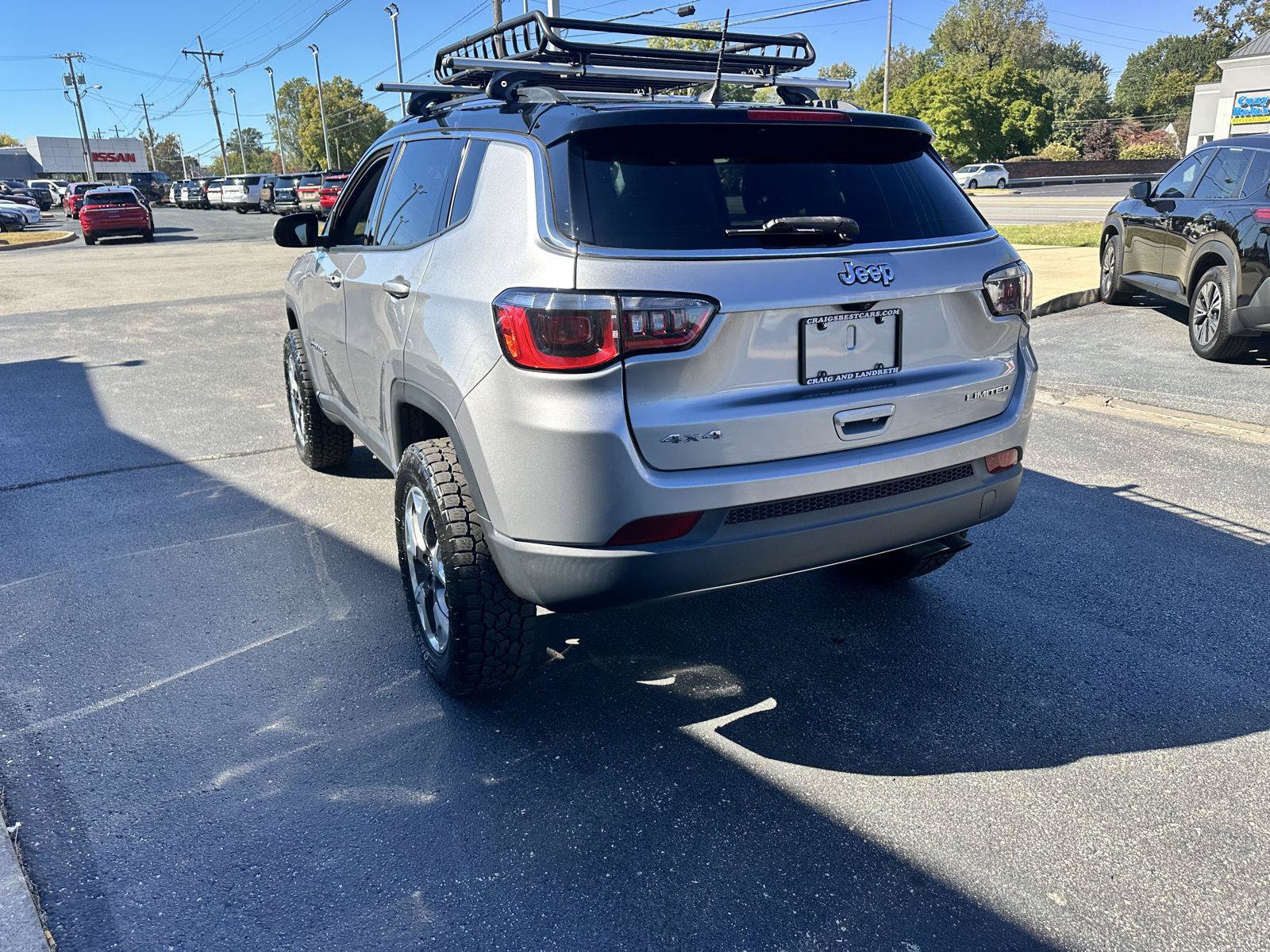 Used 2019 Jeep Compass Limited AWD/4WD image 5