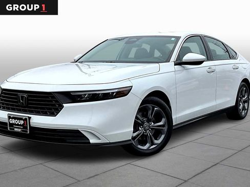 Used 2023 Honda Accord EX image 1