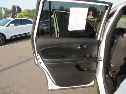 Used 2019 Honda Passport Sport image 12