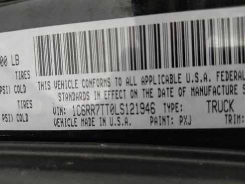 Used 2020 RAM 1500 Classic SLT image 33