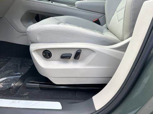 New 2026 Volkswagen Atlas SE image 16