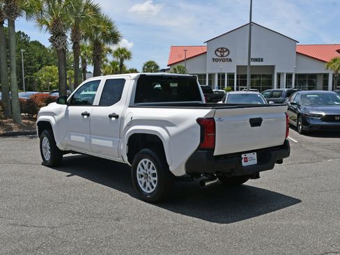 Certified 2024 Toyota Tacoma SR w/ SR Upgrade Package RWD image 3
